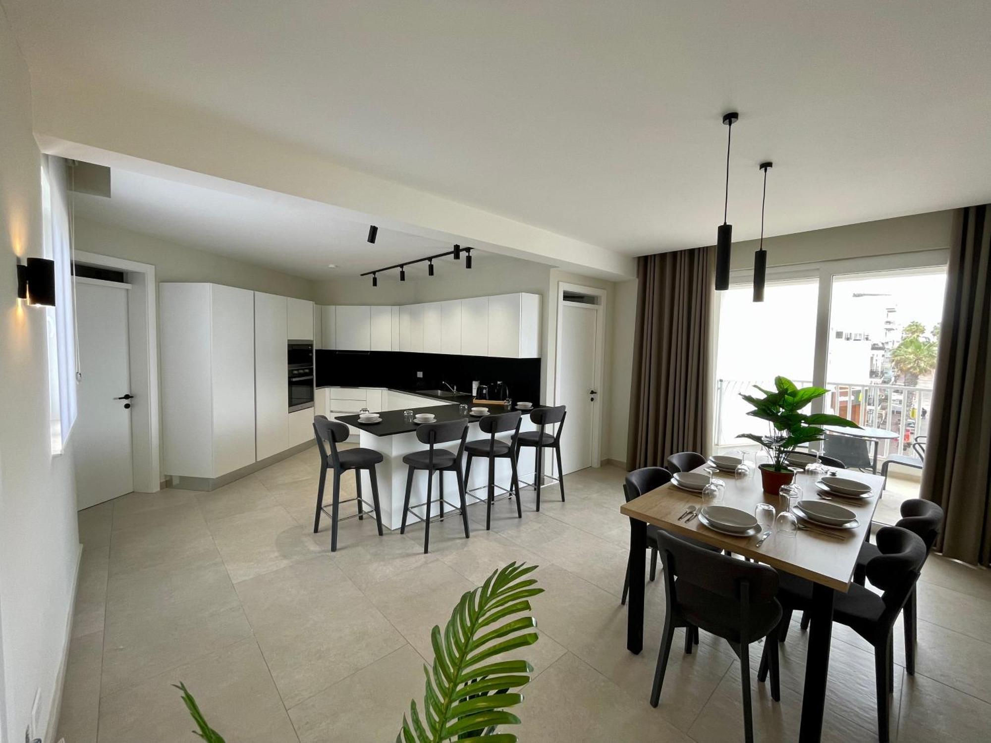 סיינט פול ביי Bugibba Square Seafront Lux Apartments By Holi מראה חיצוני תמונה