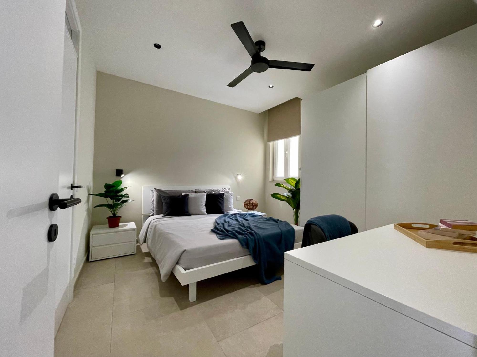 סיינט פול ביי Bugibba Square Seafront Lux Apartments By Holi מראה חיצוני תמונה